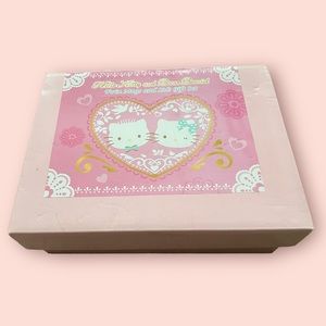 Sanrio Hello Kitty & Daniel Ceramic Mugs Set with Silicone Lids (2012)